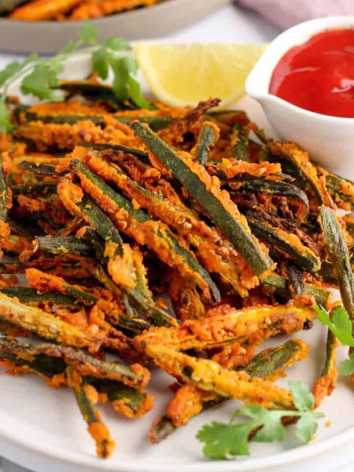 kurkuri bhindi served with ketchup