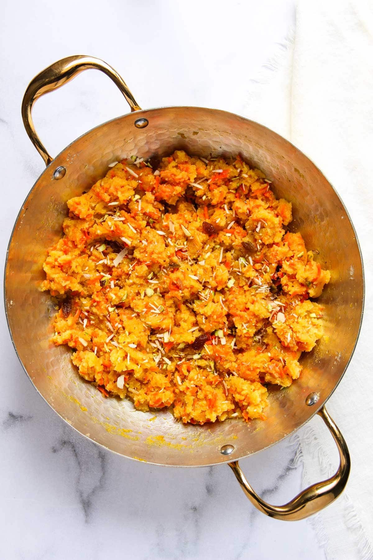 carrot sheera in a Pital Kadai