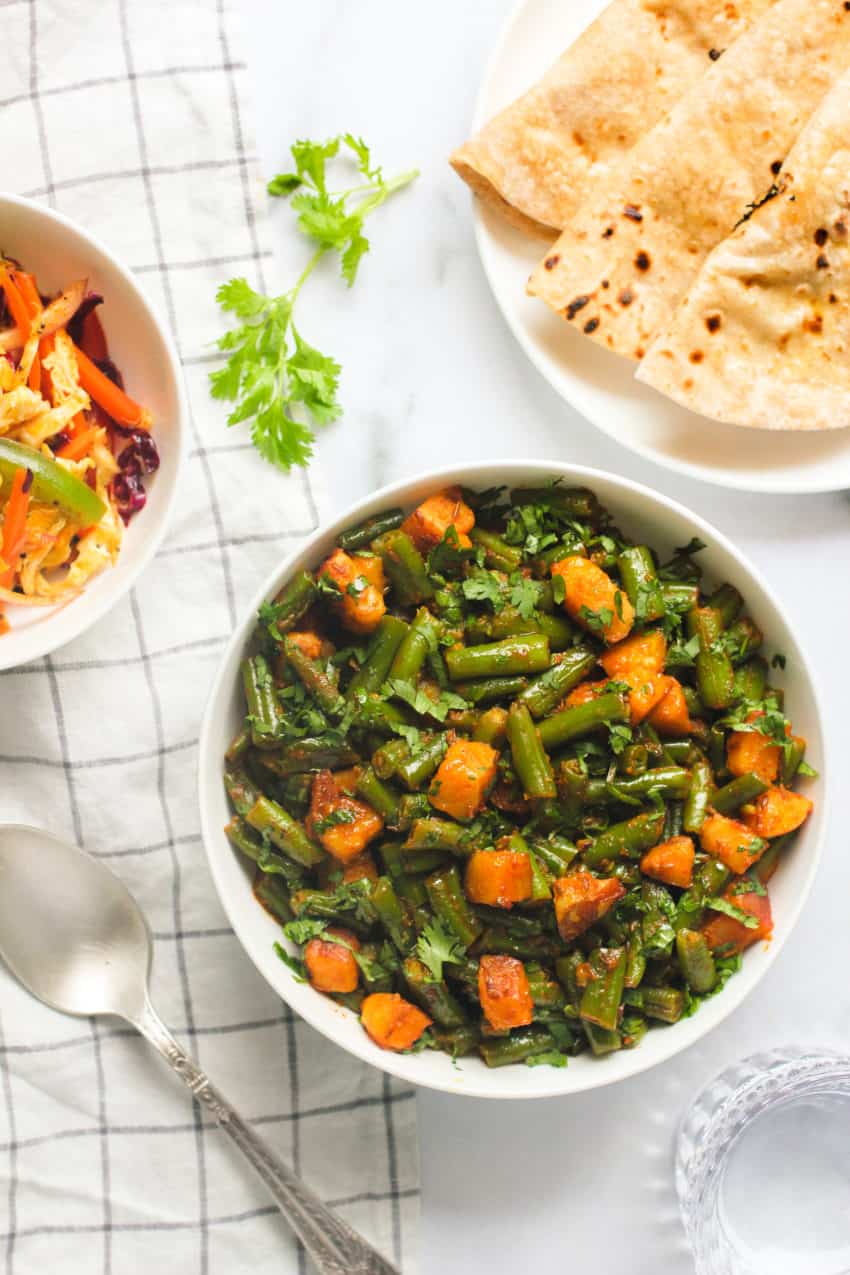 green bean curry with rotis 