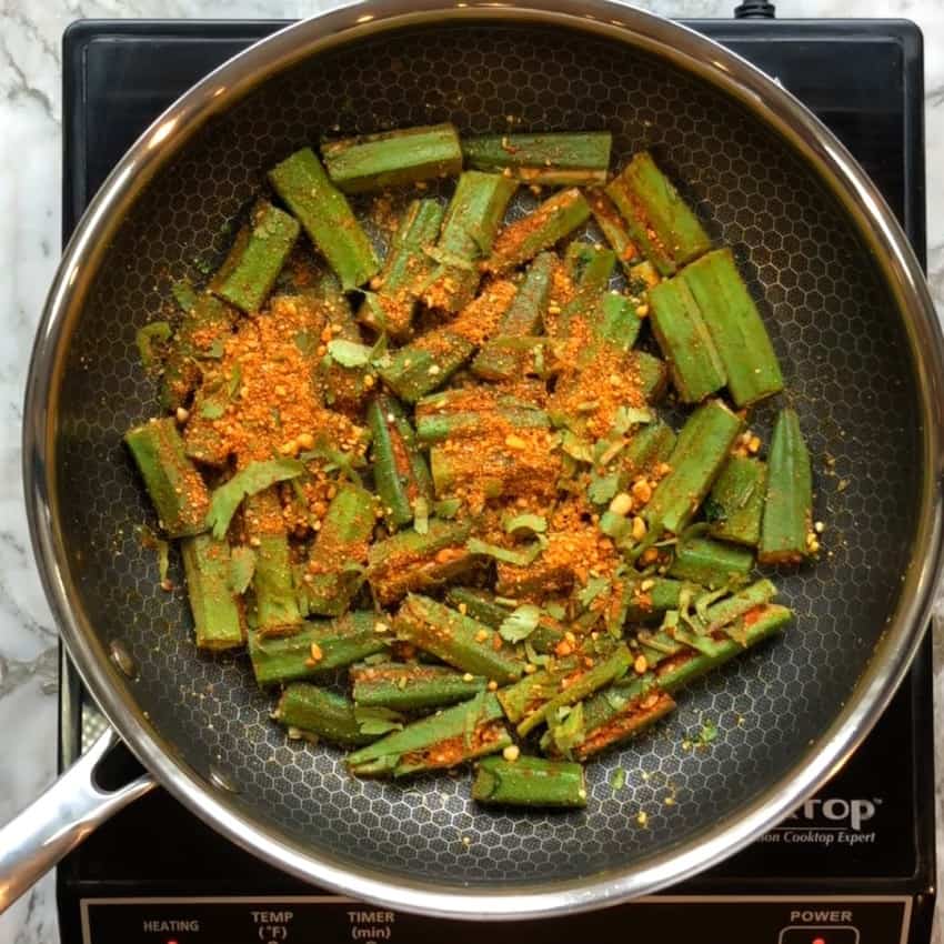 okra in a frying an